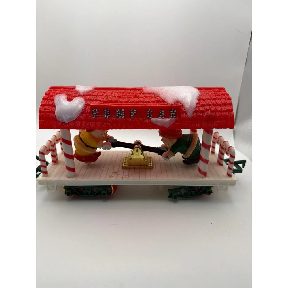 New Bright Holiday Express Christmas Elf Pump Car G Scale Animated Train Car